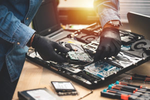 How To Tell if Motherboard Is Dead: Diagnostics for Beginners