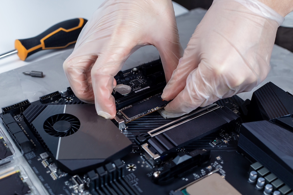 how to install ssd on motherboard